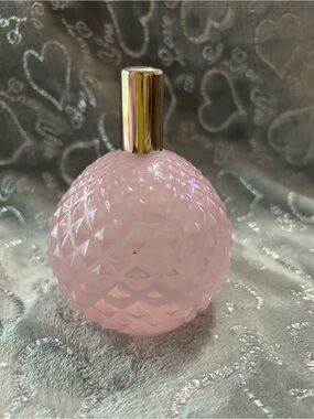 NWT GOLDEN ERA Room Spray in Textured Pink Glass Bottle with Gold-Tone Cap